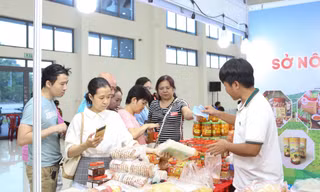 Đặc sản các tỉnh thành quy tụ tại Đà Nẵng, Quảng Nam