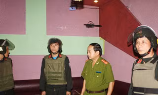 Đấu súng ở vùng biên