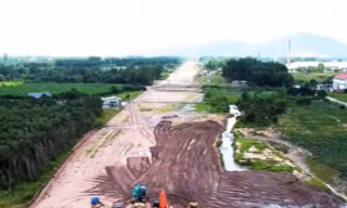 Nhiều khu dân cư ngập nặng do thi công cao tốc Biên Hòa – Vũng Tàu