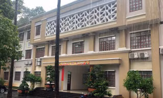 Để chiếm đất công, Trưởng phòng Tài nguyên môi trường bị bắt 