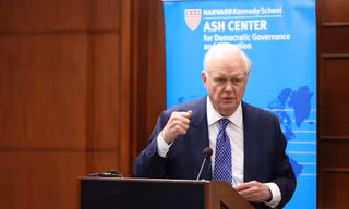 Giáo sư Đại học Harvard khuyến nghị gì với Việt Nam?