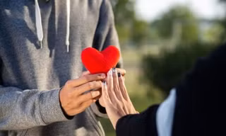 Con người không bị quấy rầy bởi hoàn cảnh, mà bởi cách mà họ nhìn chúng