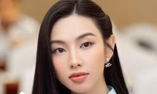 Thùy Tiên khóa hết trang cá nhân