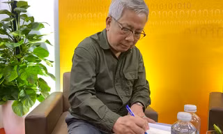 Thượng tướng Nguyễn Chí Vịnh kể chuyện viết về người thầy 'bất tử' ngành tình báo