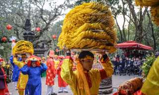 Tâm lý đám đông nảy sinh tranh cướp lộc