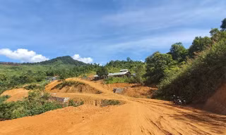 Hộ nghèo được miễn, giảm tiền sử dụng đất ở năm 2021 phải đáp ứng điều kiện gì?