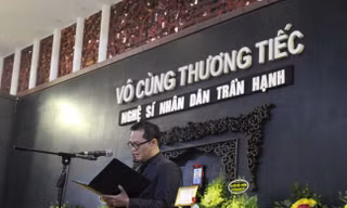 Nhớ mãi cái nheo nheo mắt, nụ cười hiền lành của NSND Trần Hạnh