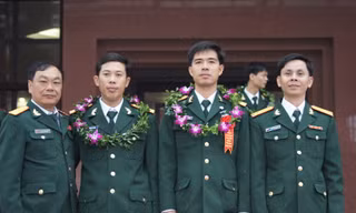 Tuyên dương 80 thủ lĩnh Đoàn mặc áo lính