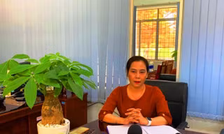 Bà Huỳnh Thị Kim Huệ, hiệu trưởng trường THPT Chu Văn An