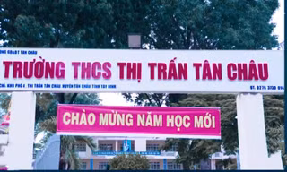 Sáng nay tỉnh Tây Ninh tổ chức Lễ khai giảng năm học mới bằng hình thức trực tuyến.