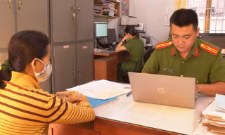 Xử phạt tiệm cầm đồ vì nhận cầm cố Căn cước công dân