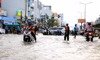 Triều cường tại Cần Thơ 'bất ngờ' lập kỷ lục mới