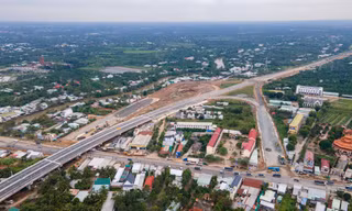 Cao tốc 4.800 tỷ đồng 'chạy nước rút' để về đích vào cuối năm