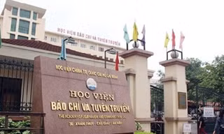 Giả mạo email yêu cầu tân sinh viên đóng hàng trăm triệu đồng học phí