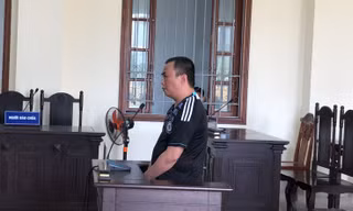 Kẻ 'ngáo đá' cướp xe cứu thương náo loạn đường phố Cần Thơ lĩnh 16 năm tù