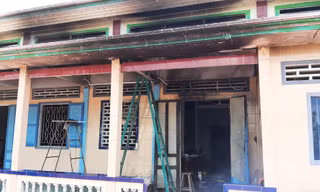 Nghi án xã hội đen phóng hoả đốt nhà dân nửa đêm