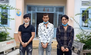 Các bị can bị bắt tạm giam.
