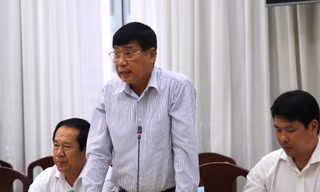 Cần Thơ: Gần 1.000 nhân viên y tế, giáo viên nghỉ việc