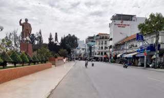 Tuyến phố đi bộ Ninh Kiều năm trên đoạn đường Hai Bà Trưng.