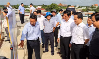 Phó Thủ tướng Trần Lưu Quang khảo sát, chỉ đạo gỡ khó 3 dự án vốn ODA tại Cần Thơ