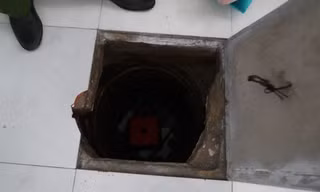 Căn hầm nơi Hận lẩn trốn