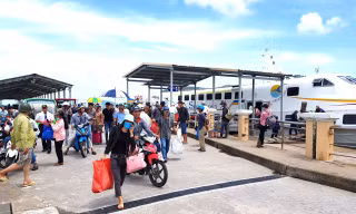 Xử lý nghiêm nếu tăng giá vé tàu, xe cao hơn quy định dịp Tết