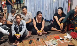 Triệt xóa tụ điểm đánh bạc của 'quý bà' ở Cần Thơ