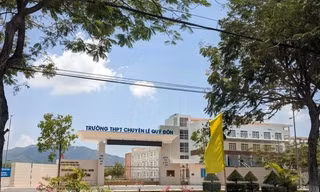 Nhiều nữ sinh trường chuyên ở Khánh Hòa bị cắt ghép vào ảnh khỏa thân