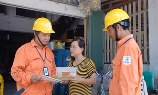 Mỗi kWh điện bán ra lỗ 180 đồng, EVN mong sớm tăng giá điện. Ảnh minh hoạ 