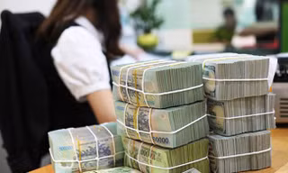 Ngân hàng Nhà nước “bơm” gần 5.000 tỷ đồng qua thị trường mở. Ảnh minh họa 