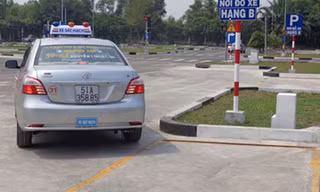 Phí sát hạch lái xe tăng từ ngày 1/8 sắp tới. 