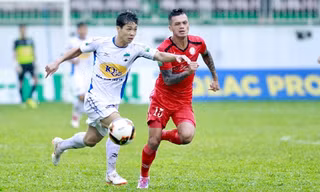 Công Phượng có bàn thứ 2 liên tiếp sau 2 trận ở V-League 2018. Ảnh: Vnexpress