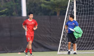 Đình Trọng sẽ không thể tham dự SEA Games 30 vì chấn thương.