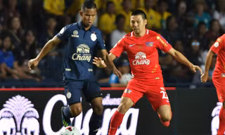 Thai-League phía sau sự hào nhoáng là những "căn bệnh" rất giống V-League.