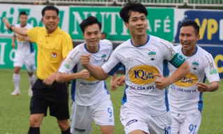 Công Phượng ghi bàn nhưng HAGL vẫn không thắng được Quảng Nam.