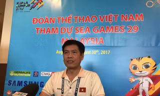 Ông Trần Đức Phấn nói Công Phượng, Văn Toàn và các cầu thủ Việt Nam "mỏng cơm".