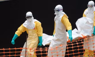 Hơn 3.000 người thiệt mạng vì đại dịch Ebola