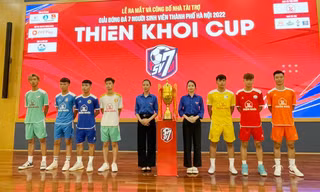Sinh viên Hà Nội sẽ có thêm sân chơi lành mạnh với giải bóng đá sân 7 được tổ chức lần đầu năm 2022. (ảnh Cantona Nguyễn)