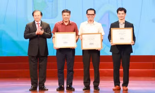 NSND Xuân Bắc giành huy chương Vàng