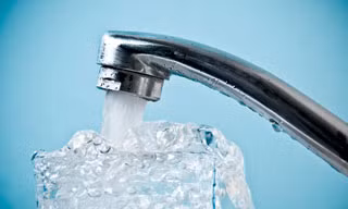 Chống tự tử bằng nước máy pha muối