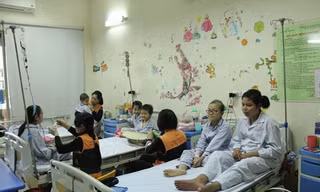 Bệnh nhân Thalassemia điều trị tại Viện Huyết học và truyền máu TƯ. Ảnh: Internet