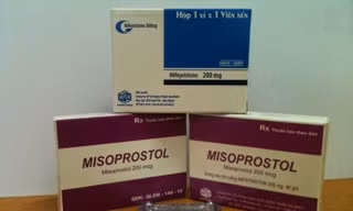 Thuốc viên nén Misoprostol 200mcg do Công ty Cổ phần sinh học Dược phẩm Ba Đình sản xuất. (Ảnh minh họa cho lô thuốc bị đình chỉ lưu hành) 
