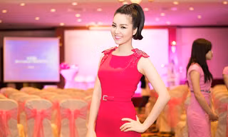 'Gái một con' Thụy Vân tự tin với thân hình thon thả