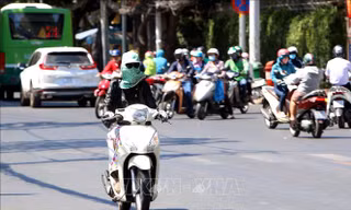 Ngày 5/3, TP Hồ Chí Minh có chỉ số tia cực tím cao nhất (10.4). Ảnh minh họa: TTXVN