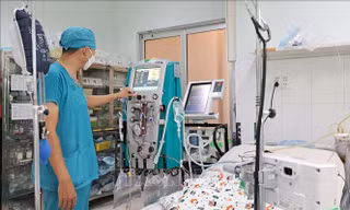 TPHCM: Tiếp nhận điều trị hai trẻ em mắc bệnh dại nguy kịch