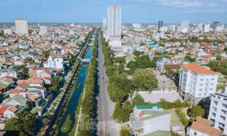 Đề xuất sáp nhập phố biển Cửa Lò về thành phố Vinh