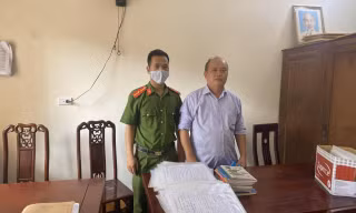 Bắt đối tượng cho vay lãi 'cắt cổ' dân nghèo