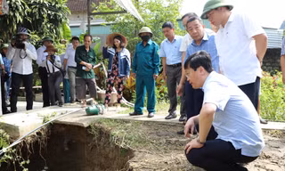 Chủ tịch Nghệ An: Làm rõ trách nhiệm các cấp, các ngành trong vụ sụt lún, hố tử thần