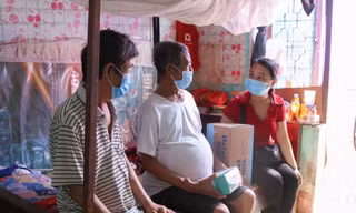 Sẻ chia khó khăn với bệnh nhân nghèo ở 'xóm chạy thận'