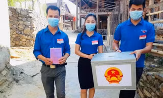 Sắc xanh tình nguyện từ miền xuôi đến miền ngược trong ngày hội non sông